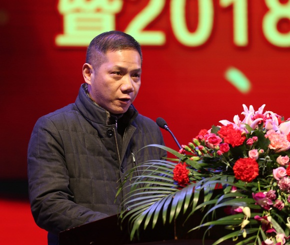 BR9R7012_副本.jpg BR9R7012_副本.jpg