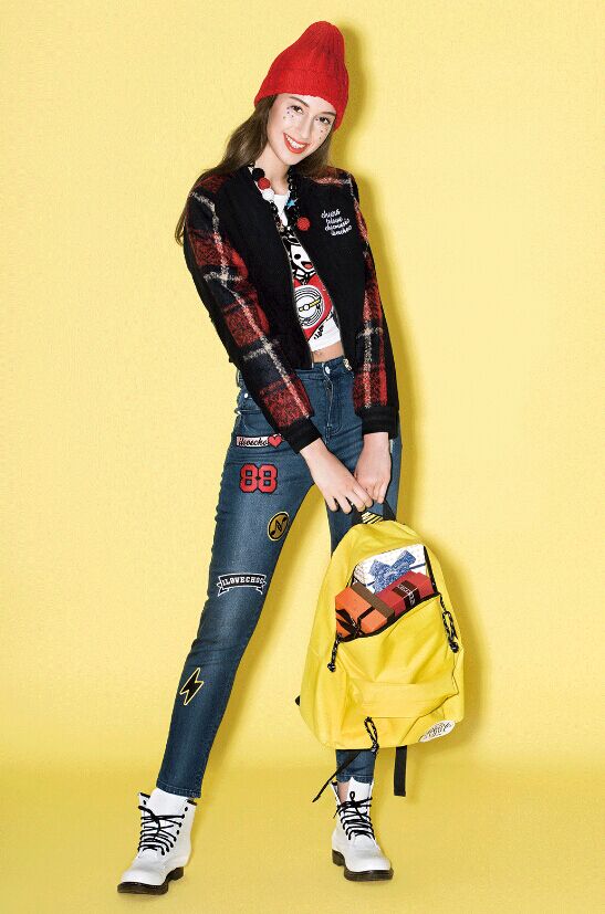 19165344_2637.jpg 19165344_2637.jpg